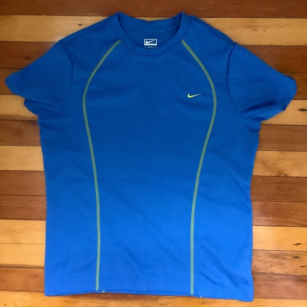 Nike Top